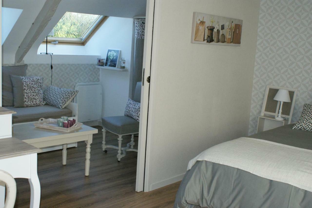 Aux Agapanthes Bed & Breakfast Pluherlin ภายนอก รูปภาพ